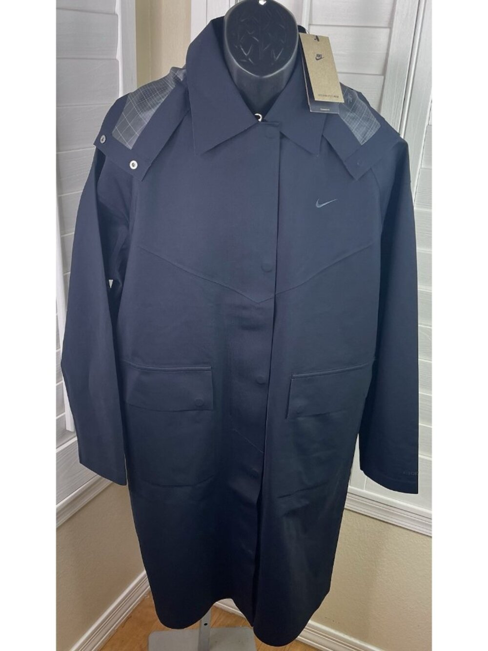 Nike Windrunner Storm-FIT ADV Oversized Trench Coat FV6307-010 Women M, NWT $375